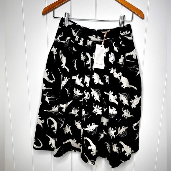Modcloth Skirt S Black Dinosaur Print Novelty Pockets Flare Teacher Academia - Picture 2 of 6